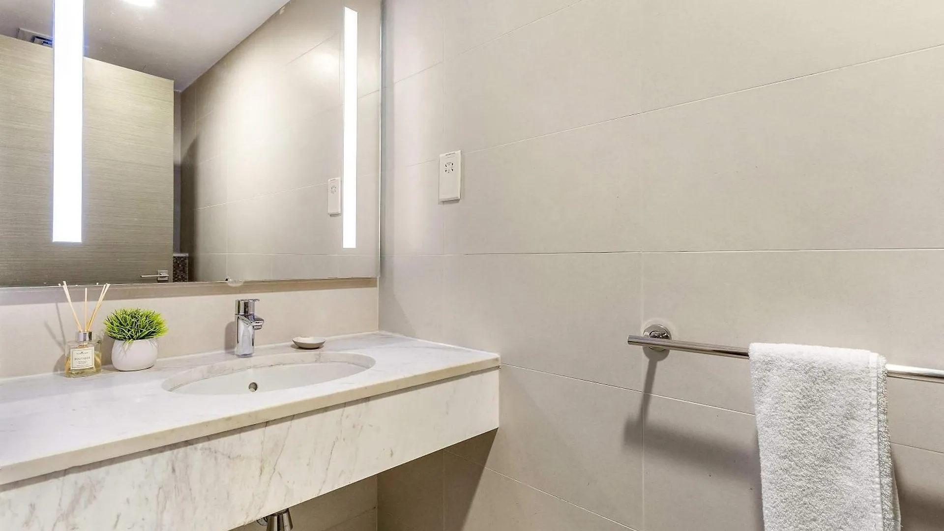 Silkhaus Serene 1Bdr Getaway In Reem Island Абу-Даби 0*,
